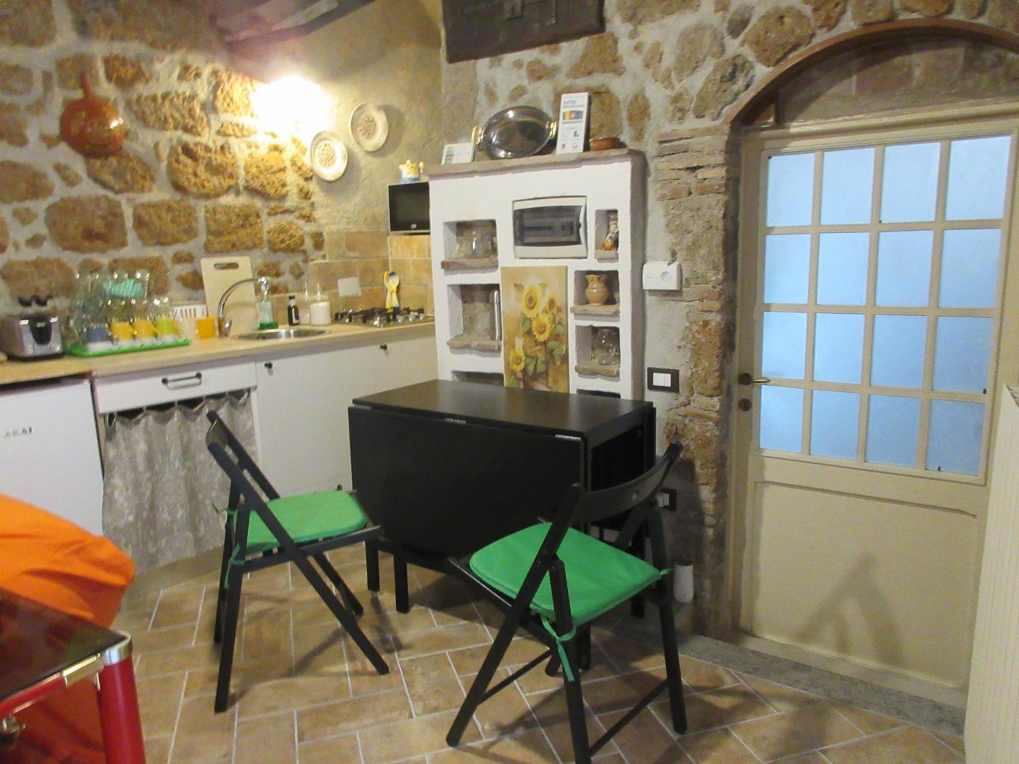 Radici Etrusche Sutri Hotel Room photo